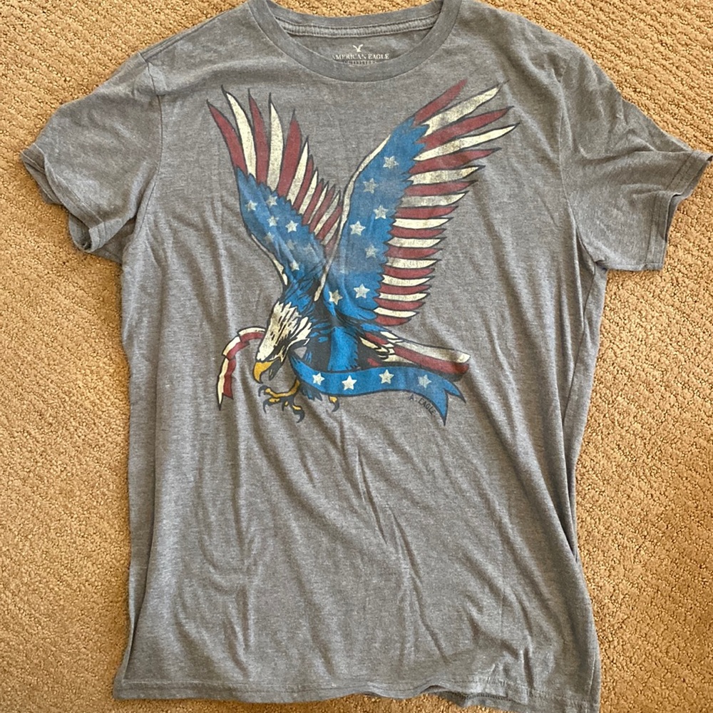 Men’s American Eagle medium T-shirt with USA eagle print